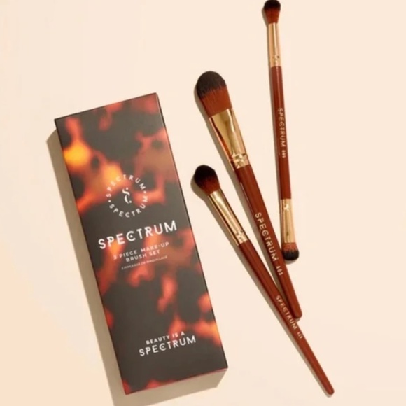 New Spectrum 3 Piece Make up Brush Set with Foundation Complexion Eye Brushes - Picture 1 of 4